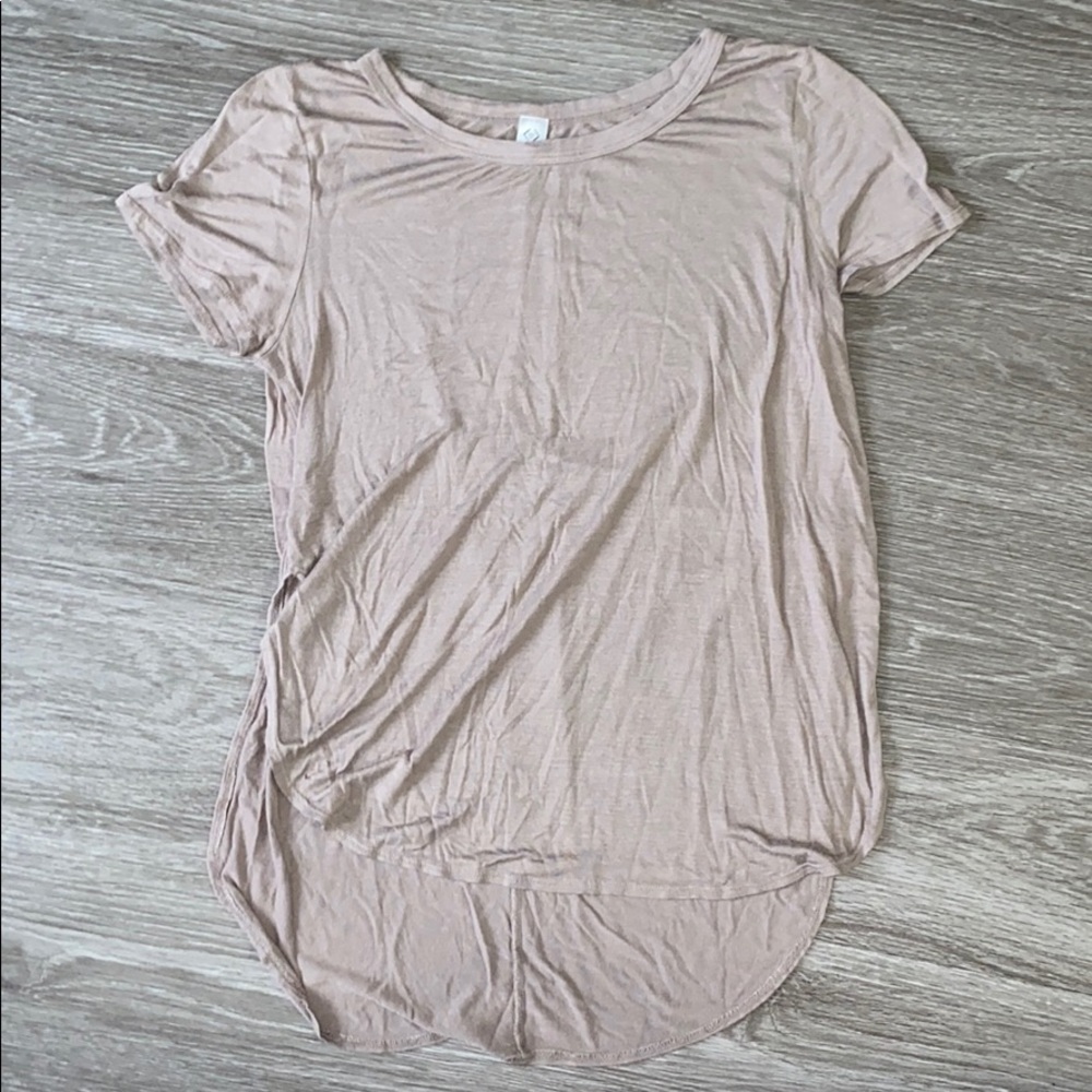 brown short sleeve